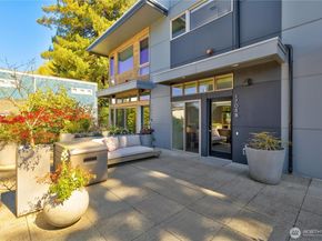 1708 Alki Avenue SW B, Seattle WA 98116
