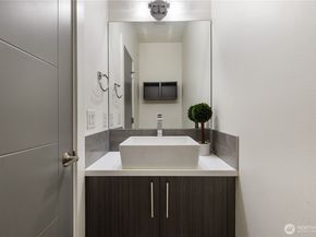 1708 Alki Avenue SW B, Seattle WA 98116