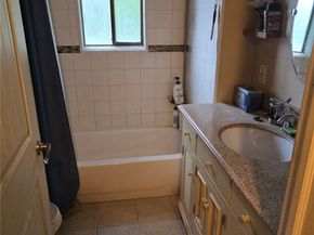 25611 126th Place SE, Kent WA 98030