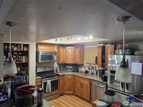 25611 126th Place SE, Kent WA 98030