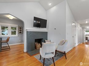 1516 NE 96th Street, Seattle WA 98115