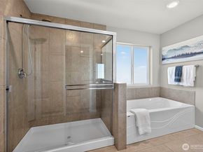 1472 Baker Heights Loop, Bremerton WA 98312