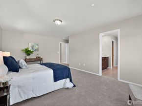 1472 Baker Heights Loop, Bremerton WA 98312