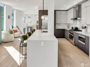 2660 9th Avenue W, Seattle WA 98119
