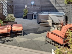 2660 9th Avenue W, Seattle WA 98119