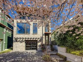 2660 9th Avenue W, Seattle WA 98119