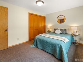 22516 100th Place SW, Vashon WA 98070