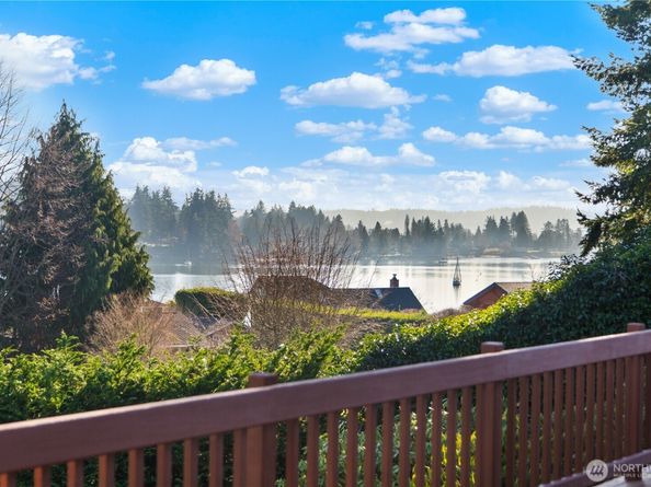 22516 100th Place SW, Vashon WA 98070