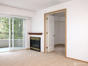 1684 152nd Avenue NE W211, Bellevue WA 98007