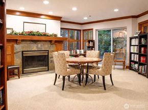 1684 152nd Avenue NE W211, Bellevue WA 98007