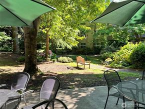 1684 152nd Avenue NE W211, Bellevue WA 98007