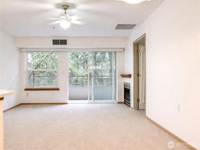 1684 152nd Avenue NE W211, Bellevue WA 98007