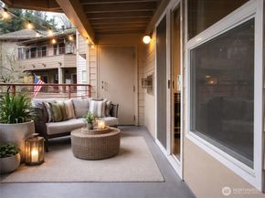 1684 152nd Avenue NE W211, Bellevue WA 98007