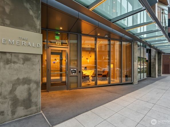121 Stewart Street 2202, Seattle WA 98101