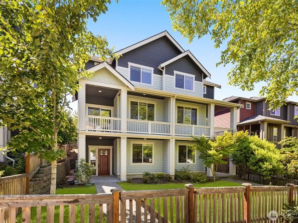 6523 31st Avenue SW, Seattle WA 98126