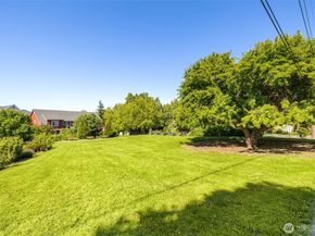 6523 31st Avenue SW, Seattle WA 98126