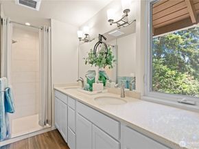 19218 91st Avenue NE, Bothell WA 98011