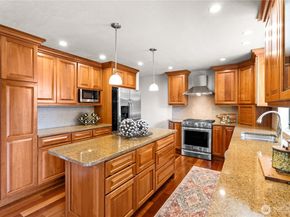 19218 91st Avenue NE, Bothell WA 98011