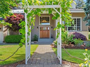 19218 91st Avenue NE, Bothell WA 98011