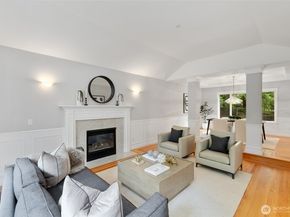 24819 SE 14th Street, Sammamish WA 98075