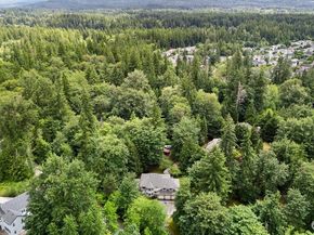 24819 SE 14th Street, Sammamish WA 98075