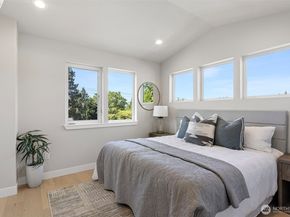 4116 NE 60th Street B, Seattle WA 98115