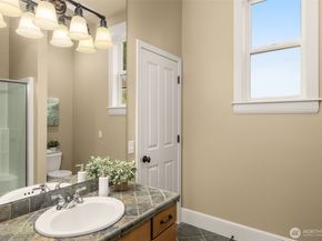 8360 Loyal Way NW, Seattle WA 98117