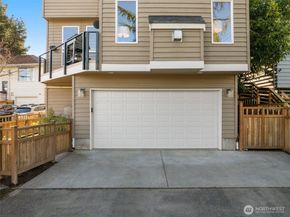 8360 Loyal Way NW, Seattle WA 98117
