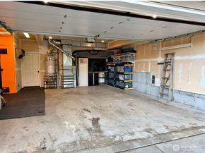 8360 Loyal Way NW, Seattle WA 98117