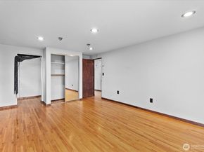 8724 16th Avenue SW, Seattle WA 98106