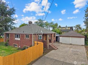 8724 16th Avenue SW, Seattle WA 98106