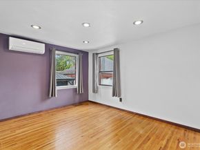 8724 16th Avenue SW, Seattle WA 98106