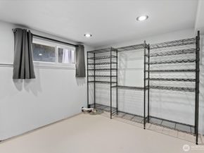 8724 16th Avenue SW, Seattle WA 98106