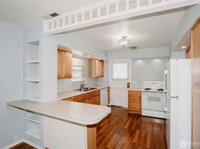 2218 Summit Avenue, Everett WA 98201
