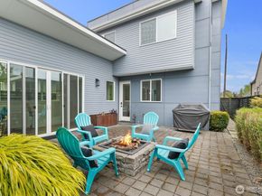 6233 Carleton Avenue S, Seattle WA 98108