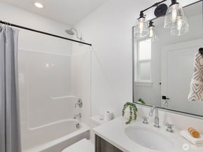 6233 Carleton Avenue S, Seattle WA 98108