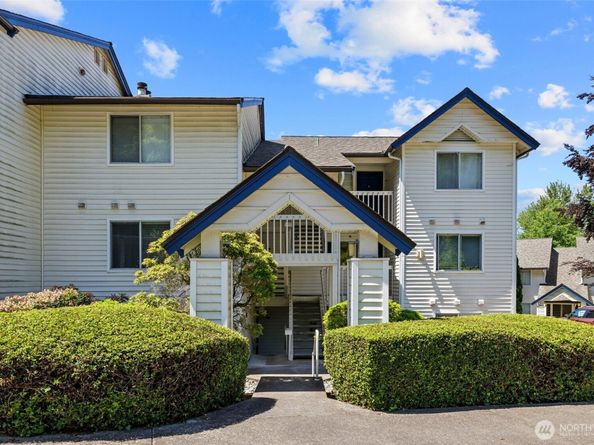 1900 NE 48th Street E205, Renton WA 98056