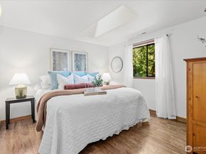 20019 NE 148th Street, Woodinville WA 98077