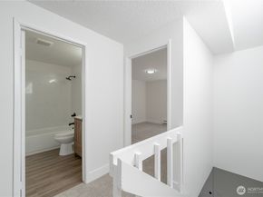 216 SW 154th Street 3, Burien WA 98166