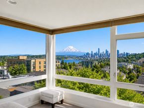 4008 Linden AVE N A, Seattle WA 98103