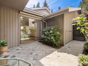 130 141st Place NE, Bellevue WA 98007