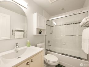 130 141st Place NE, Bellevue WA 98007