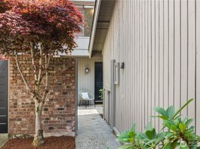 130 141st Place NE, Bellevue WA 98007