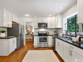 6955 NE Hidden Cove Road, Bainbridge Island WA 98110