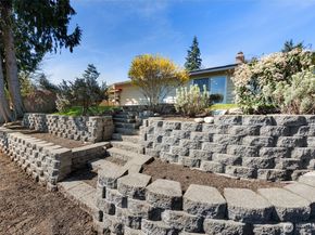 16127 SE 5th Street, Bellevue WA 98008