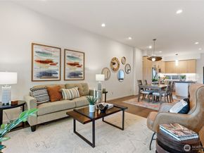8424 24th Avenue SW, Seattle WA 98106