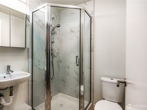 3855 21st Avenue SW, Seattle WA 98106