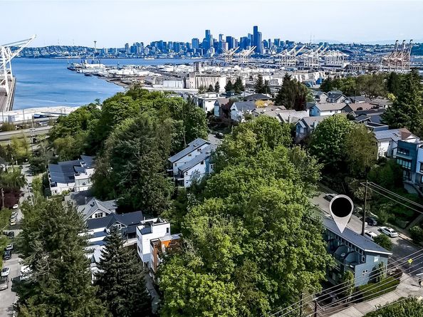 3855 21st Avenue SW, Seattle WA 98106