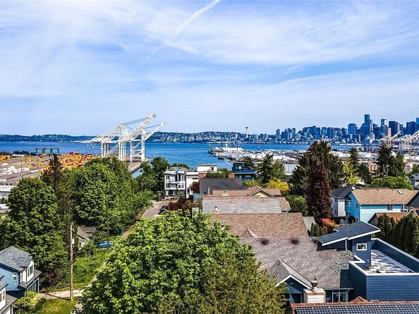 3855 21st Avenue SW, Seattle WA 98106