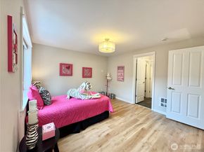 2138 N 113th Street B, Seattle WA 98133